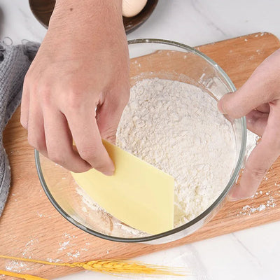 1 cream spatula, dough knife, smooth edged butter scraper, baking tool - essential for home and kitchen use