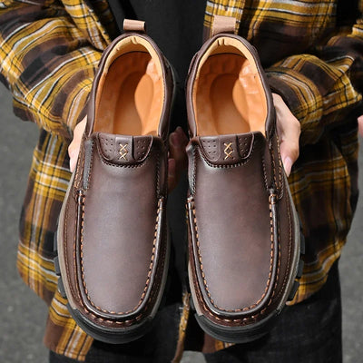 Retro Style Leather Loafers Mens Comfort Casual Shoes Breathable Male Driving Footwear Moccasin Travel Climbing Camping Footwear